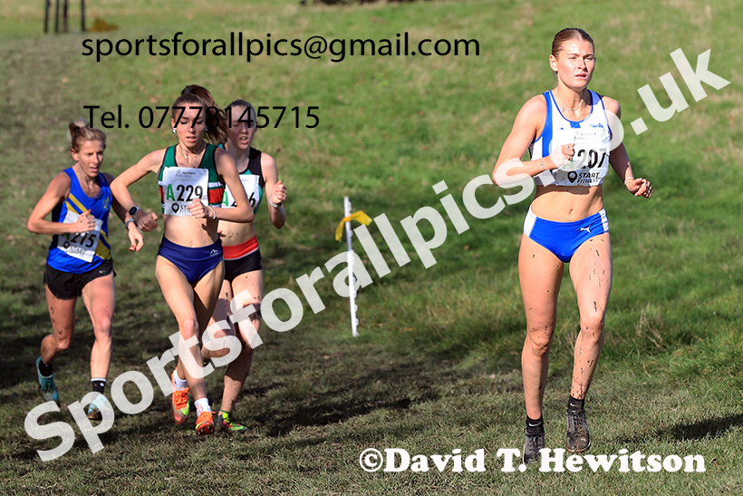Senior women, 2024 Northern Cross Country Relays, Graves Park, Sheffield.   Photo: David T. Hewitson/Sports for All Pics
